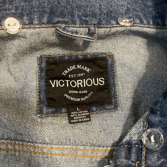 Victorious denim Jean jacket size large - Picture 6 of 9